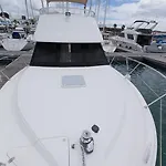 Botel Yaku Wayra Charter *