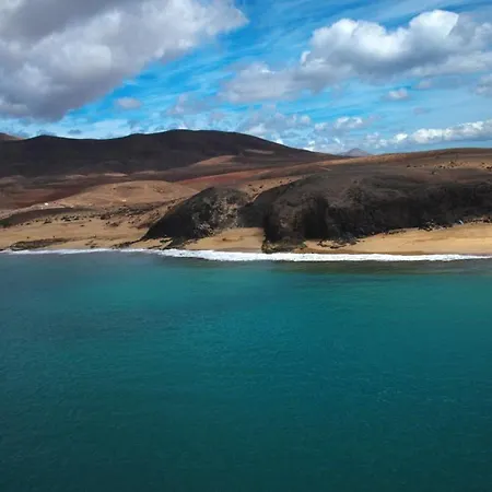 Bådhotel Yaku Wayra Charter *