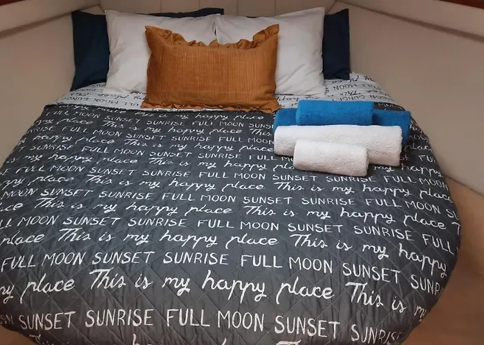 Yaku Wayra Charter 보트호텔 플라야블랑카