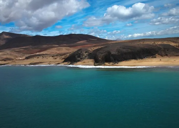 보트호텔 Yaku Wayra Charter *