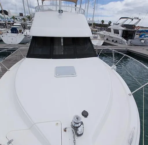 Hotel na wodzie Yaku Wayra Charter *